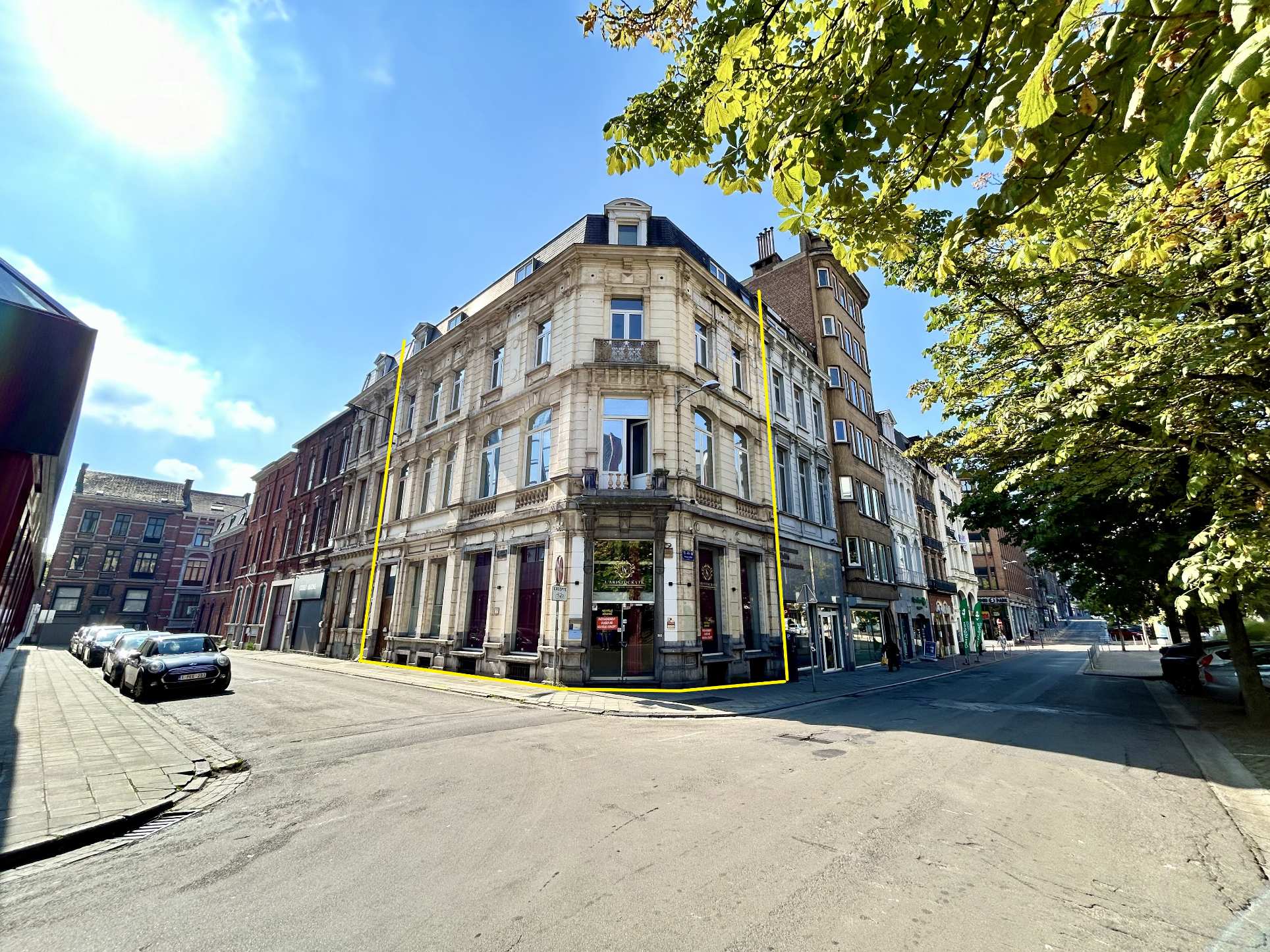 Immeuble de commerce