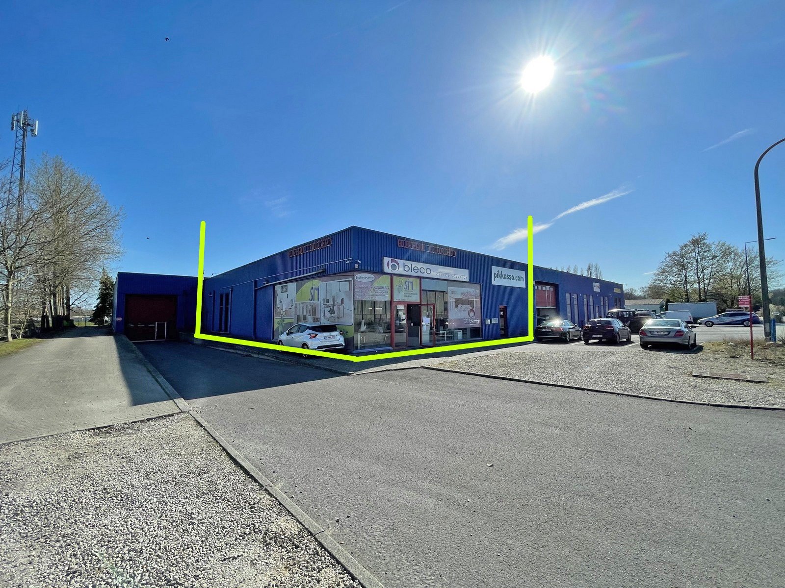 Showroom - zoning industriel